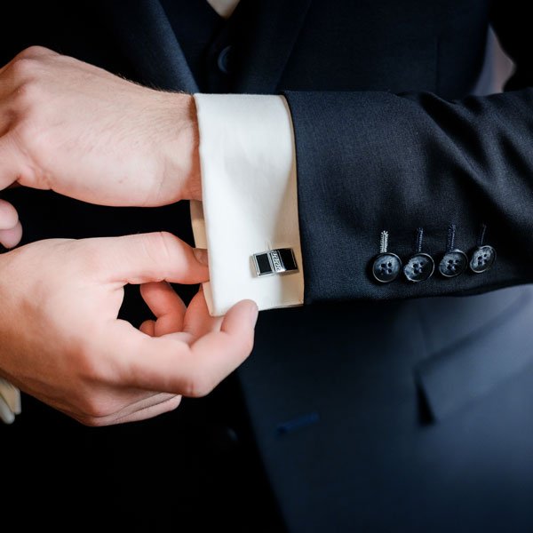 Tintorería experta en Trajes de Hombre